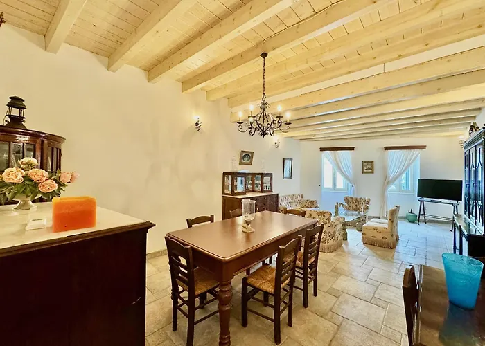 Casa Dolce With Private Plunge Pool By Dadovillas Villa *